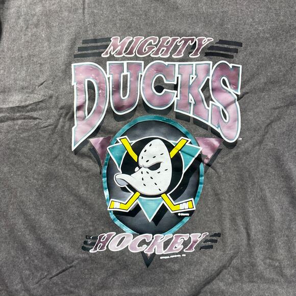 Mighty Ducks Hockey Tee Vintage Wash T-Shirt Grey 2XL - Picture 2 of 5